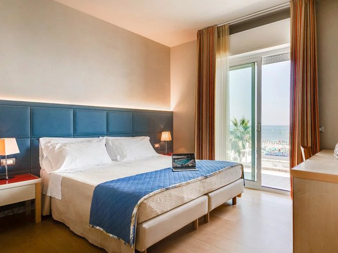 media.Camera_comfort-frontemare1