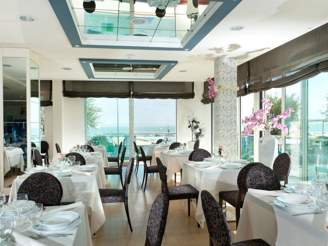 media.Gallery_Hotel-Kursaal-Riccione_ristorante